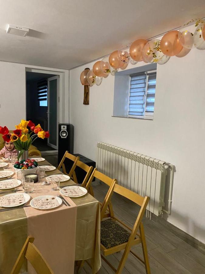 קורטאה דה ארגס Casa De Vacanta ,,La Valucu" מראה חיצוני תמונה